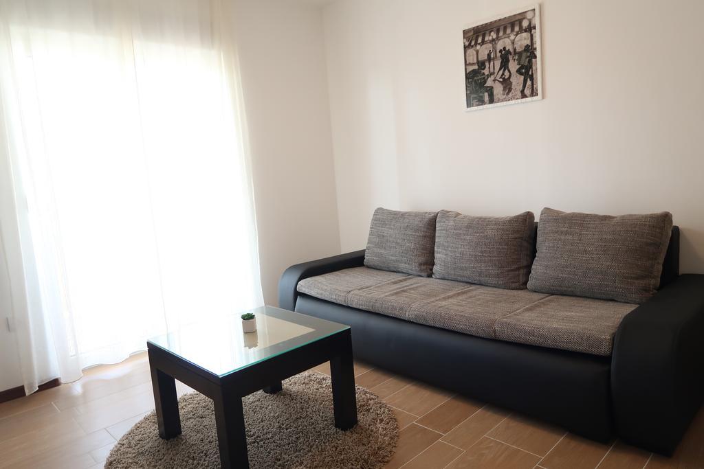 Villa Sunshine Τρογκίρ Δωμάτιο φωτογραφία